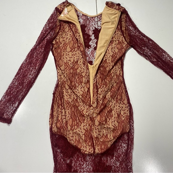 Luxxel Maroon Sheer Net Embroidered Floral Bodycon Dress With Nude Bodysuit M - Picture 4 of 15